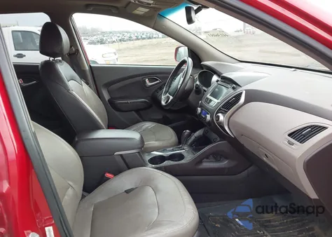 2013 Hyundai Tucson Limited z USA, uszkodzony, nr VIN KM8JUCAC4DU605944